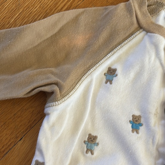 Teddy Bear Sleep & Play Pajamas (Size 6 Months) - Picture 6 of 7